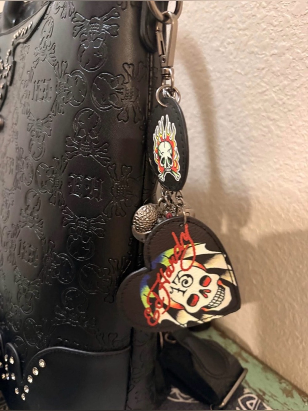 Ed Hardy Blk Faux Leather Backpack Tote w/ Matching Wallet - Picture 2 of 3